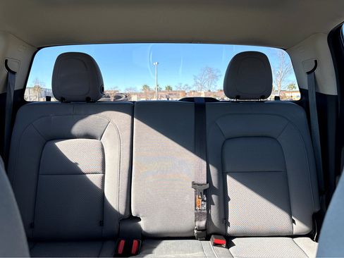 Used 2021 Chevrolet Colorado W/T w/ Custom Special Edition image 6