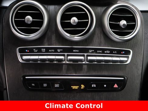 Used 2020 Mercedes-Benz GLC 300 4MATIC image 20