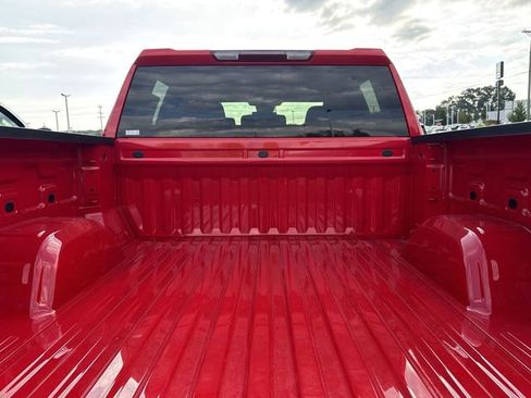 New 2026 GMC Sierra 1500 SLE AWD/4WD image 10