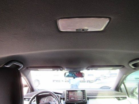 Used 2021 Toyota Corolla SE FWD image 17