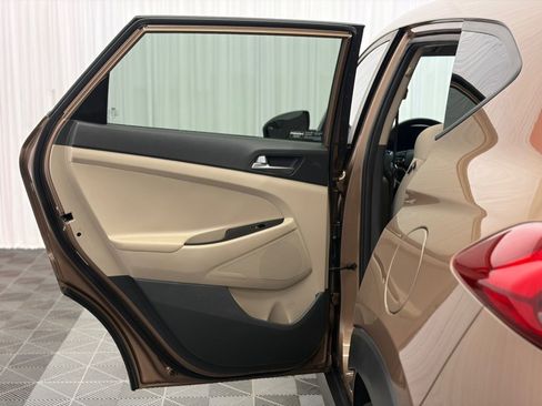Used 2016 Hyundai Tucson SE FWD image 13