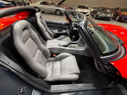 Used 1992 Dodge Viper RT/10 image 78