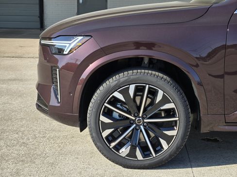 New 2026 Volvo XC90 B6 Plus image 11