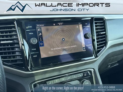 Certified 2022 Volkswagen Atlas Cross Sport SEL Premium R-Line AWD/4WD image 26