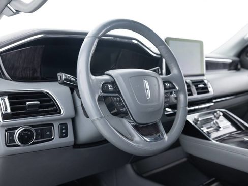 Used 2018 Lincoln Navigator Reserve w/ Technology Package image 23