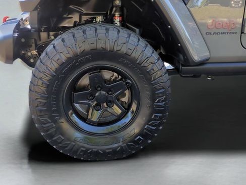 Used 2022 Jeep Gladiator Mojave w/ Cold Weather Group AWD/4WD image 27