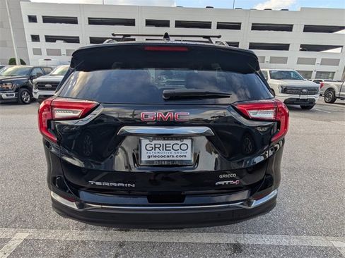 Used 2022 GMC Terrain AT4 w/ Infotainment Package II image 12