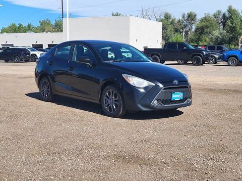 Used 2019 Toyota Yaris LE FWD image 8