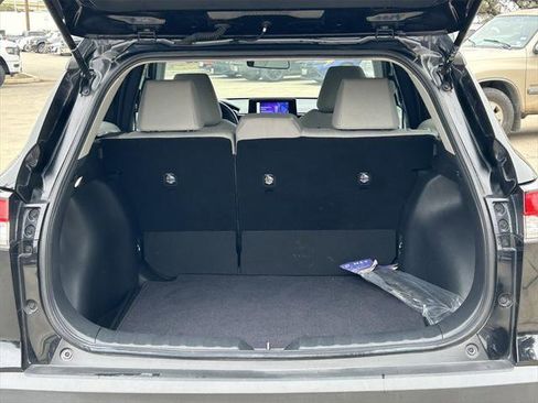 Certified 2023 Toyota Corolla Cross LE FWD image 14