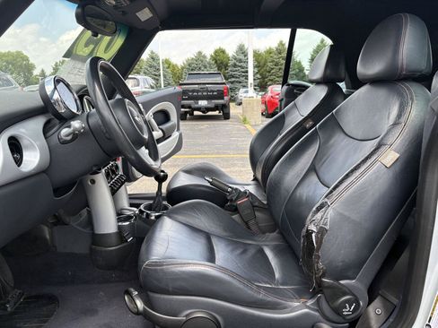 Used 2005 MINI Cooper Convertible FWD image 15
