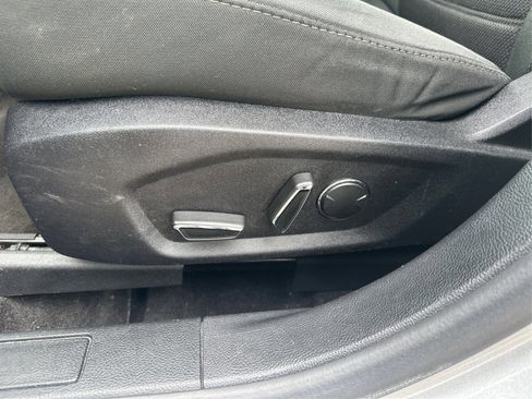 Used 2020 Ford Fusion SE image 37