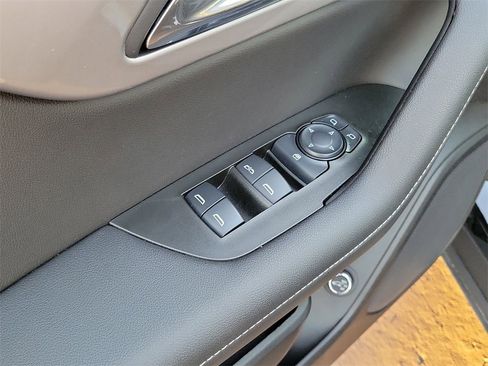 Used 2025 Chevrolet Blazer LT w/ Convenience Package image 22