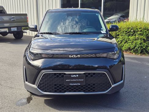 Certified 2025 Kia Soul LX FWD image 2