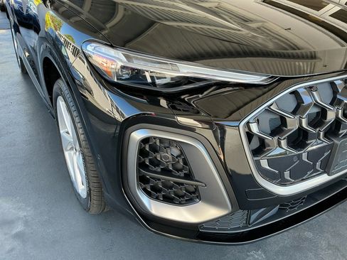 New 2025 Audi Q5 Premium Plus image 23