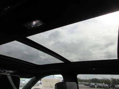 New 2026 GMC Yukon XL AT4 Ultimate image 14