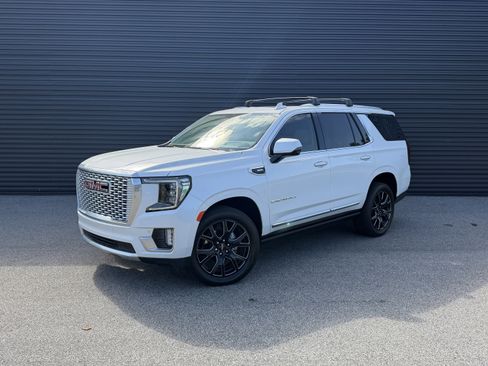 Used 2024 GMC Yukon Denali AWD/4WD image 1