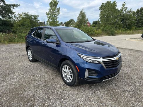 Used 2023 Chevrolet Equinox LT FWD image 18
