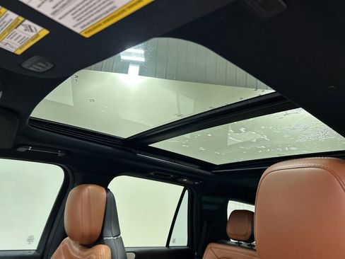 Used 2021 Lincoln Navigator Reserve image 26