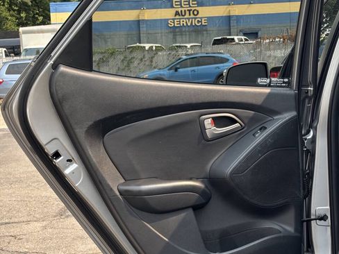 Used 2012 Hyundai Tucson GLS FWD image 14