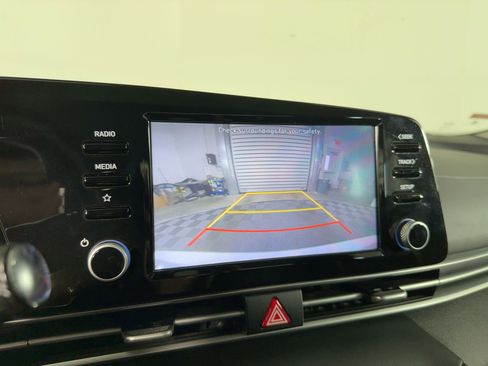 Used 2021 Hyundai Elantra SEL w/ Convenience Package image 25