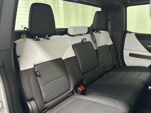 Used 2025 GMC Hummer EV 3X AWD/4WD image 22