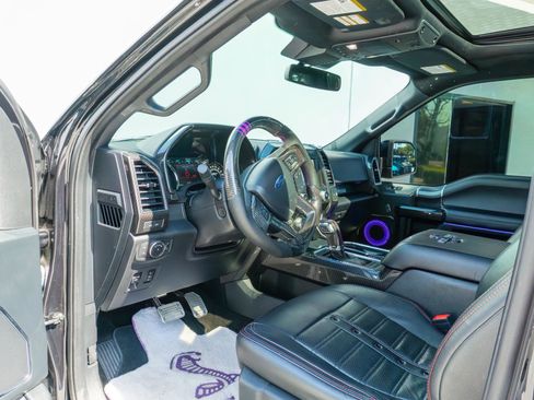 Used 2020 Ford F150 Lariat w/ Equipment Group 502A Luxury AWD/4WD image 15