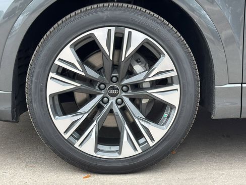 New 2026 Audi Q8 Premium Plus image 26