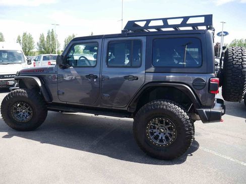 Used 2025 Jeep Wrangler Unlimited Rubicon AWD/4WD image 22