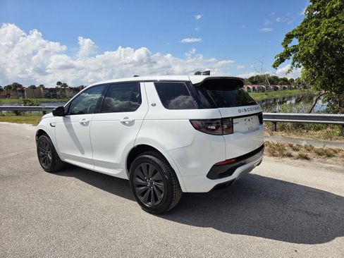 New 2025 Land Rover Discovery Sport S image 2