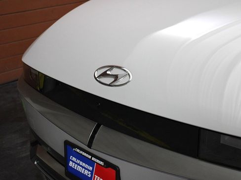 Used 2023 Hyundai Ioniq 5 Limited w/ Cargo Package image 3