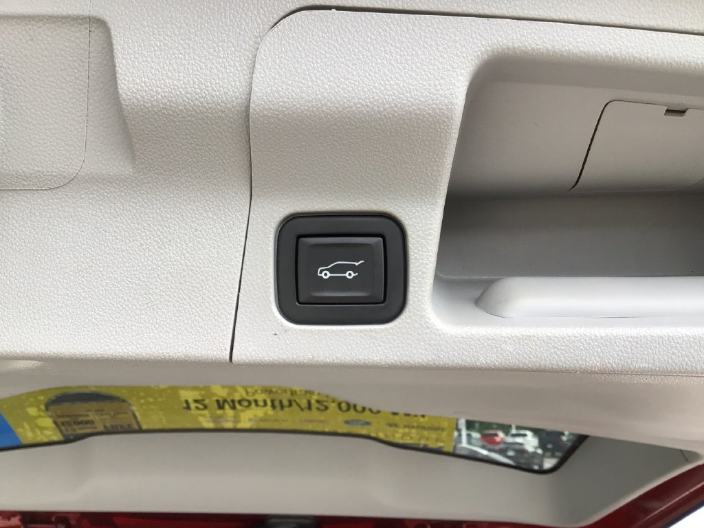 Used 2023 GMC Acadia SLT w/ Technology Package AWD/4WD image 47