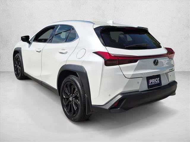 Used 2022 Lexus UX 200 w/ Accessory Package (Z2) FWD image 8