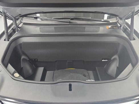 Used 2024 Rivian R1S Adventure image 14