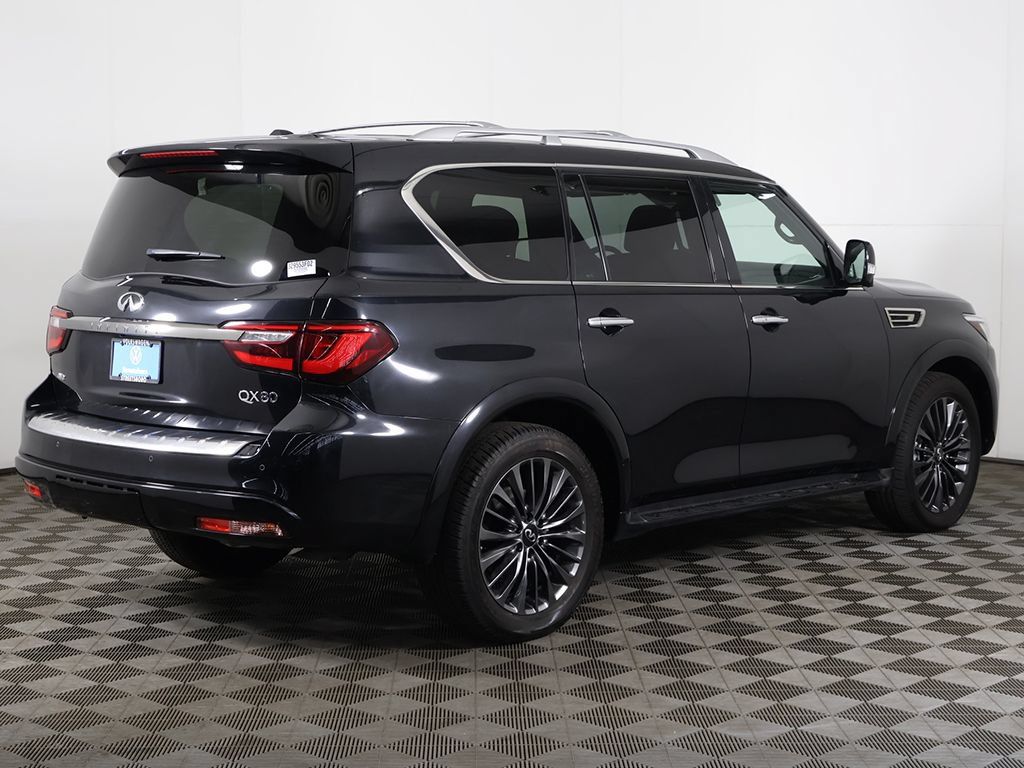 Used 2024 INFINITI QX80 Sensory AWD/4WD image 15