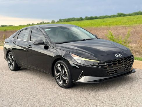 Used 2021 Hyundai Elantra Limited FWD image 33
