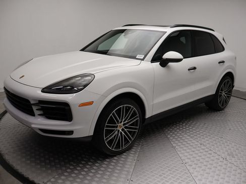 Certified 2023 Porsche Cayenne S AWD/4WD image 1