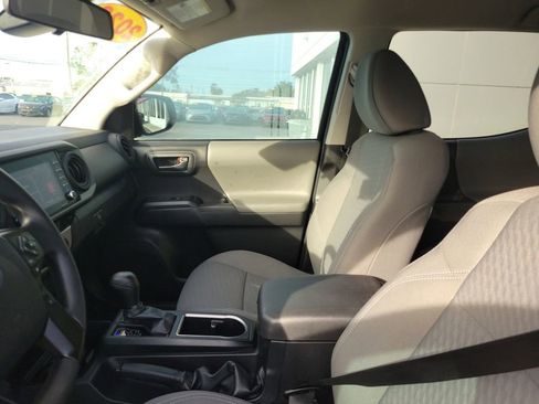 Used 2023 Toyota Tacoma SR image 18