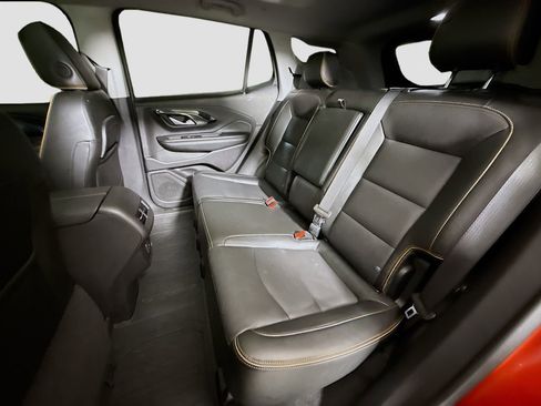 Used 2024 GMC Terrain AT4 w/ Infotainment Package II image 26