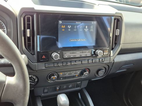 Used 2025 Nissan Frontier S AWD/4WD image 15