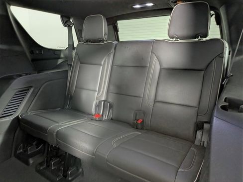 Used 2023 GMC Yukon SLT image 29