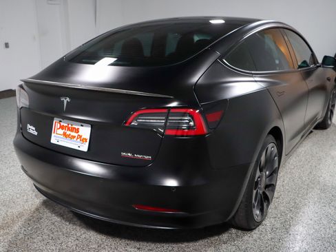 Used 2022 Tesla Model 3 Performance image 7