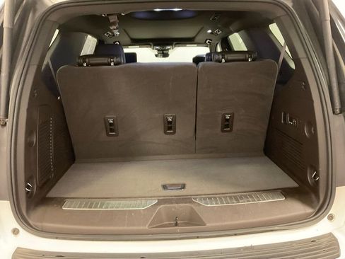Used 2024 GMC Yukon Denali w/ Denali Reserve Package AWD/4WD image 9