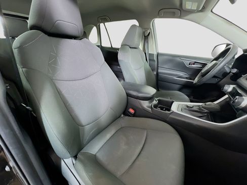 Used 2024 Toyota RAV4 XLE image 28