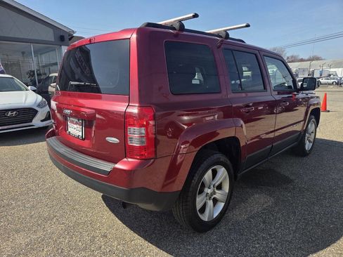 Used 2014 Jeep Patriot Latitude image 10