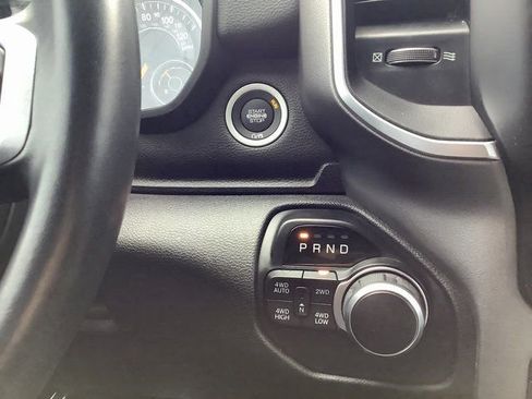 Used 2019 RAM 1500 Big Horn image 16