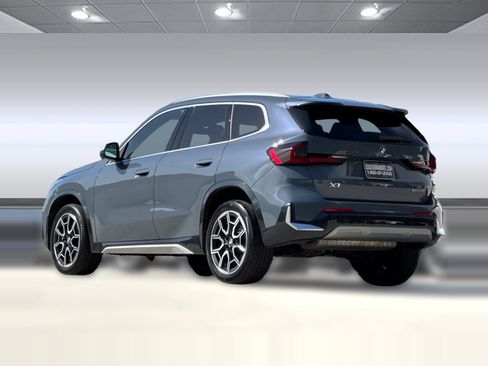 Used 2023 BMW X1 xDrive28i w/ Convenience Package AWD/4WD image 3