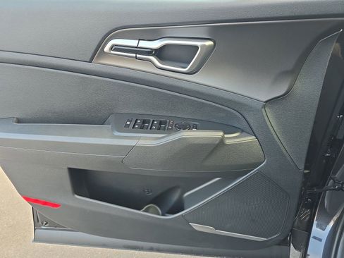 New 2026 Kia Sportage LX image 29