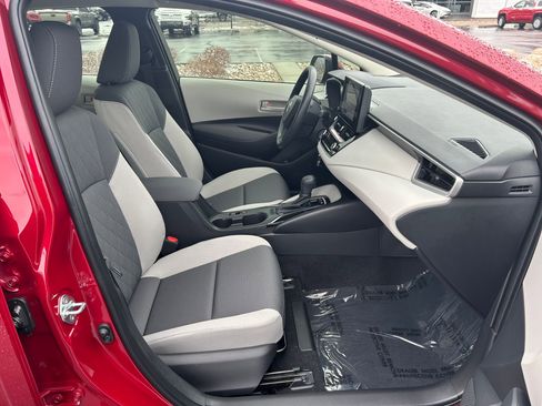 Used 2026 Toyota Corolla LE image 28