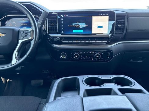 Used 2022 Chevrolet Silverado 1500 LT w/ Protection Package image 36