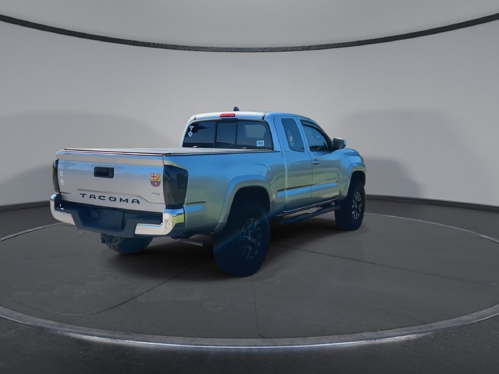 Used 2022 Toyota Tacoma SR5 RWD image 8